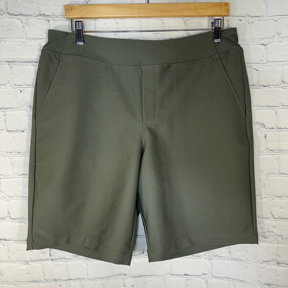 Tommy Bahama Everyday Active Shorts Womens Large Olive Green Pineapple Golf L